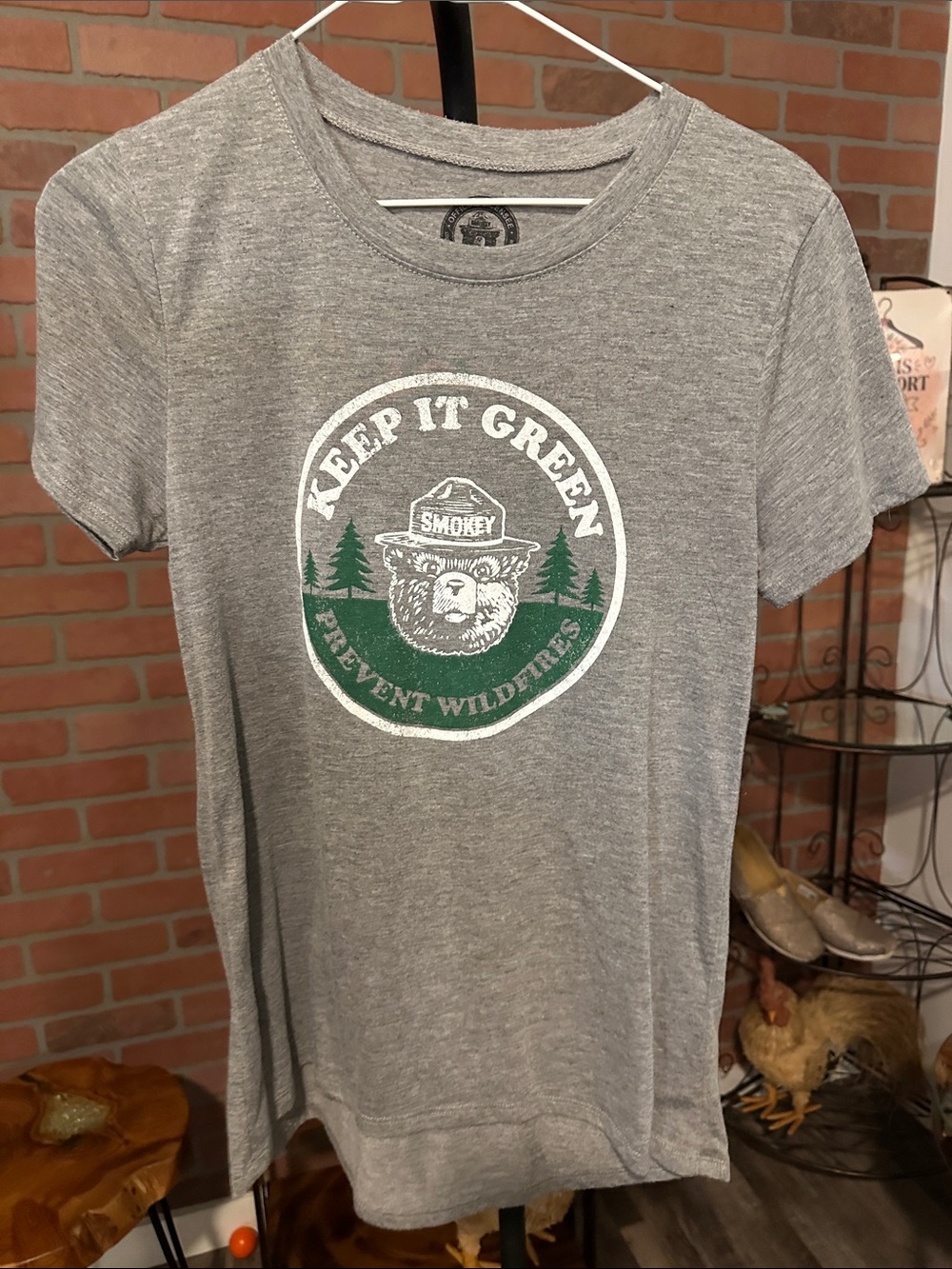 Smokey Bear "Keep It Green" Grey Kids Short Sleeve Tee